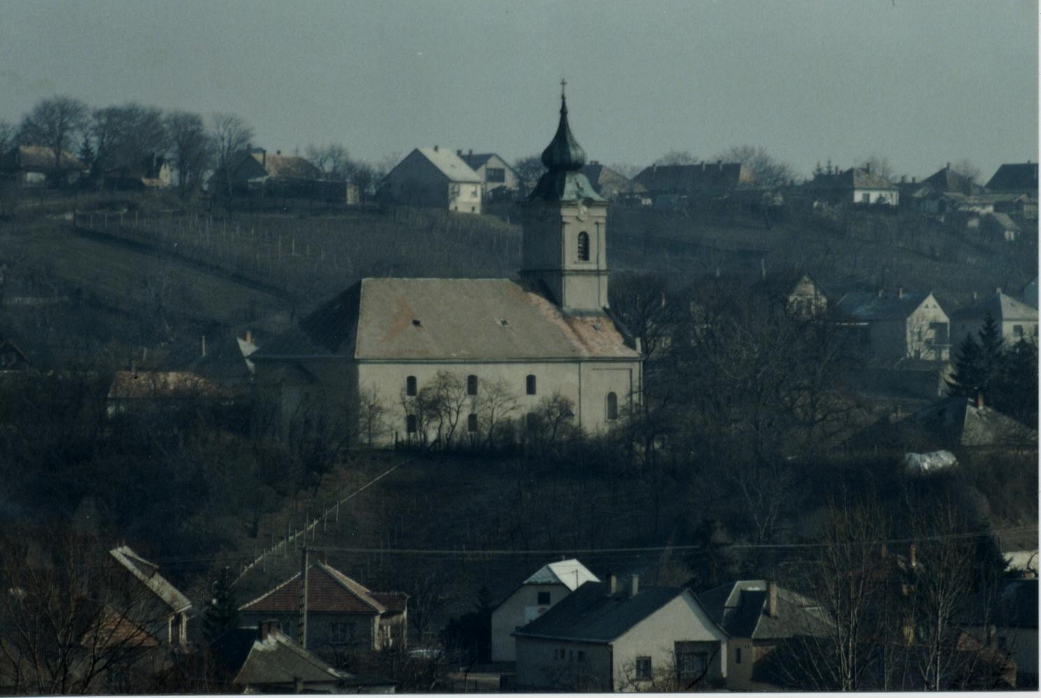 Bakonycsernye, templom a távolban régen