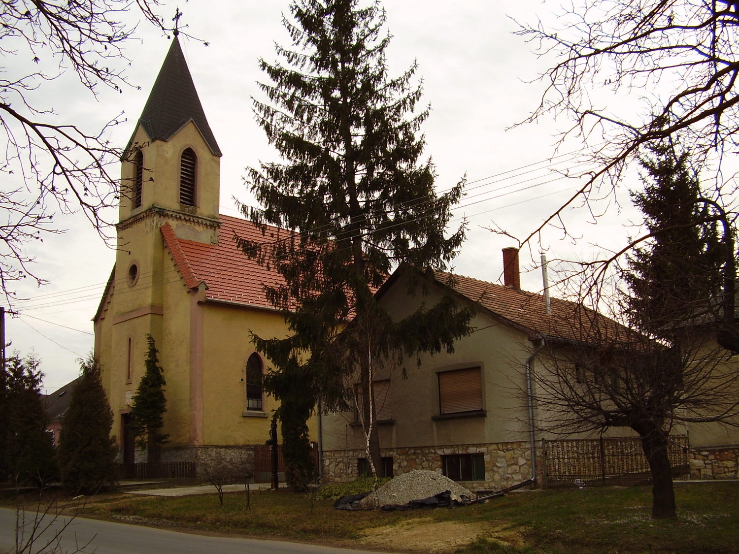 Sikátor, templom és parókia