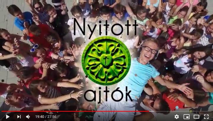 Nyitott ajtk nyron is